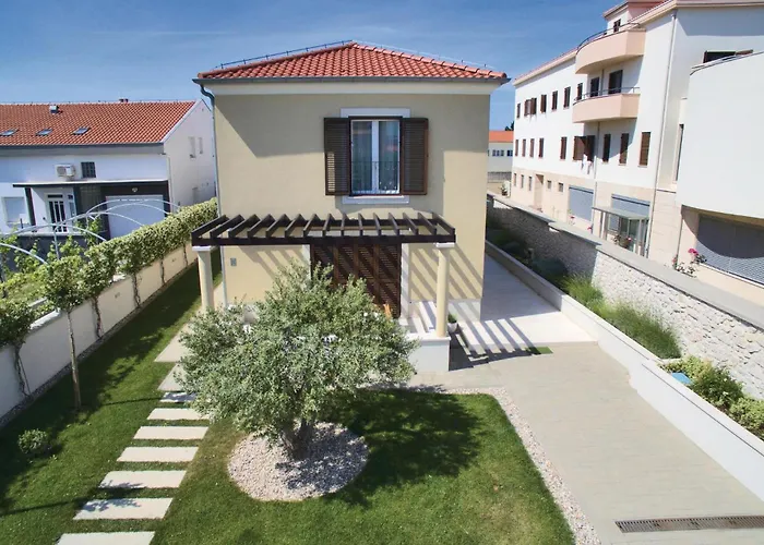 Two-bedroom In Appartement *